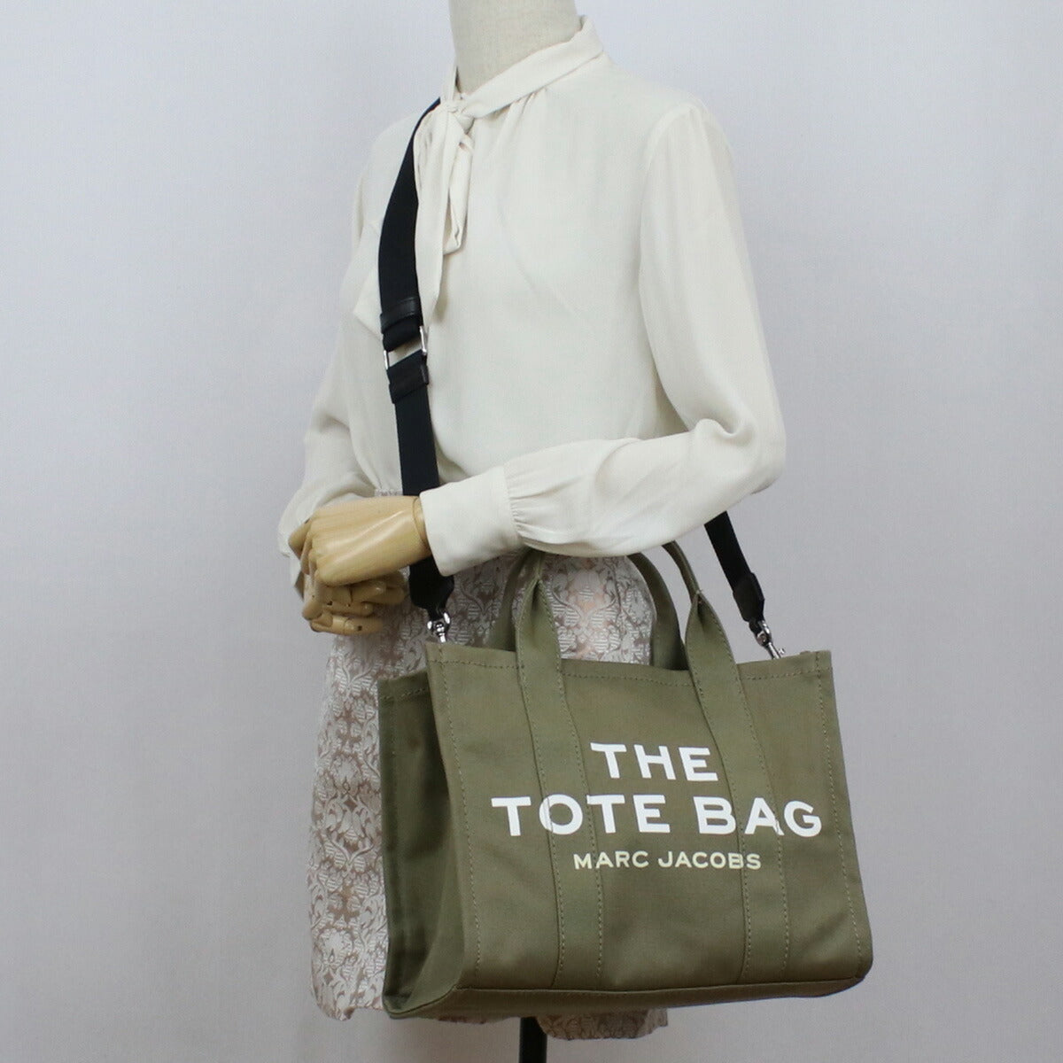 マークジェイコブス トートバッグ レディース コットン ベトナム M0016161 SLATE GREEN カーキ バッグ MAJM0016161031