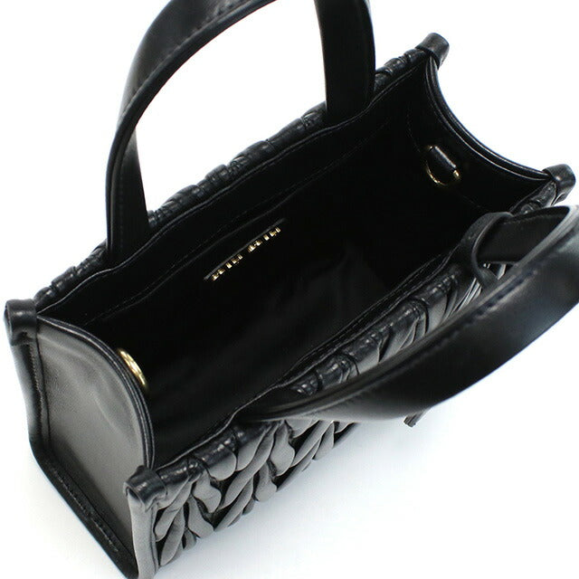MIUMIU ハンドバッグ ブラック Miu Miu Aventure ハンドバッグ | ブラック | FARFETCH JP