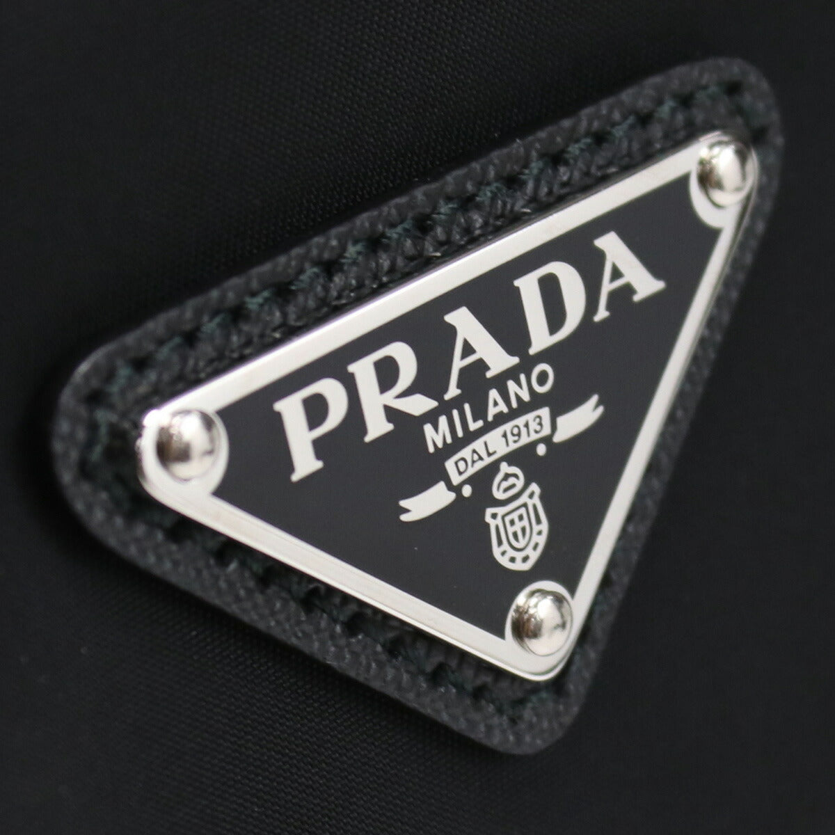 プラダ 斜め掛けショルダーバッグ レディース VELA ナイロン イタリア 1BD953 NERO ブラック バッグ PRA1BD953011
