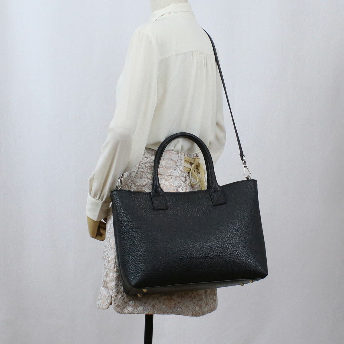 サラバーグラー トートバッグ レディース REGINA BUFALO レザー イタリア 75 NERO ブラック バッグ SBR075011