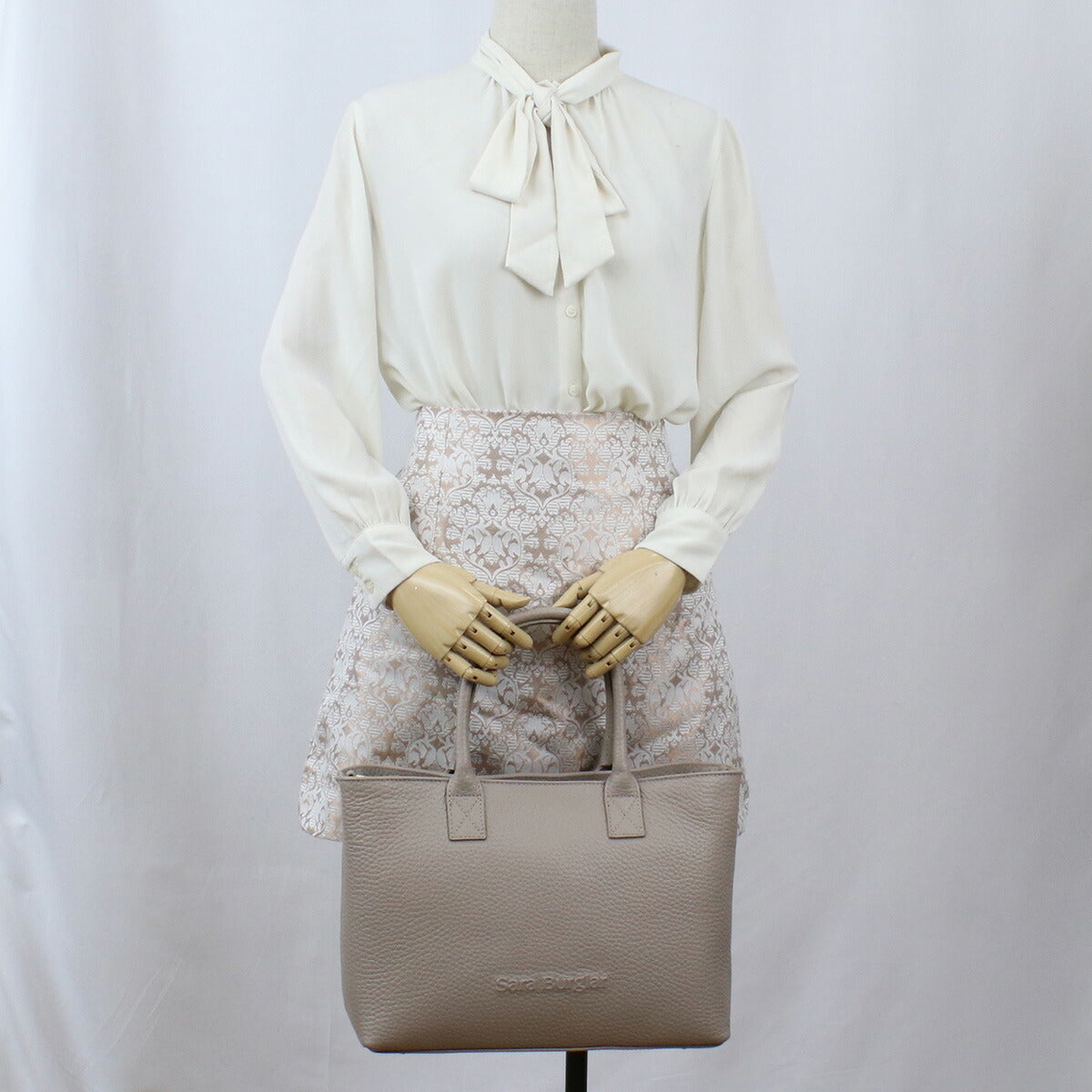 サラバーグラー トートバッグ レディース REGINA BUFALO レザー イタリア 75 TAUPE グレー系 バッグ SBR075021