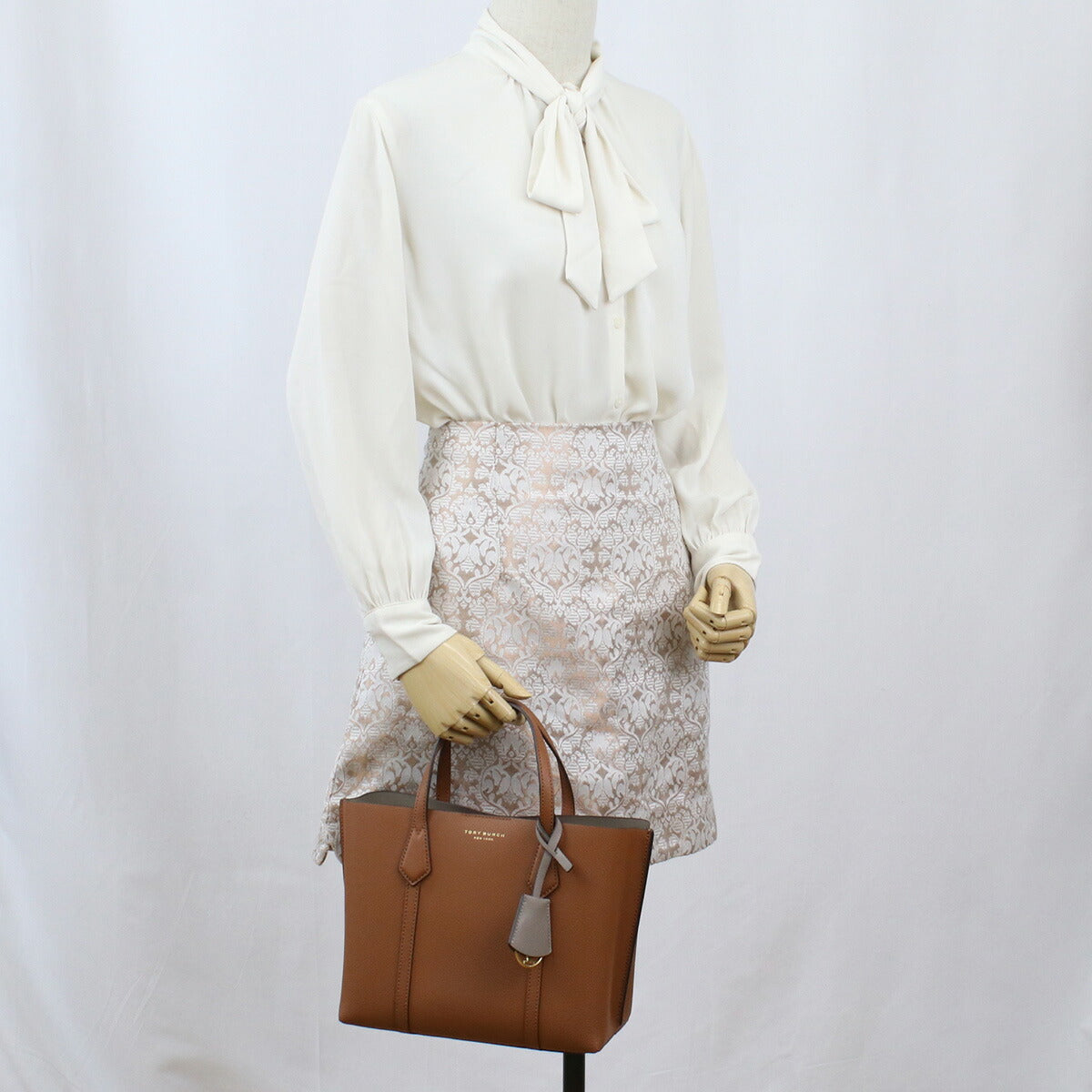 トリーバーチ トートバッグ レディース レザー カンボジア 81928 LIGHT UMBER ブラウン系 バッグ TOB81928031