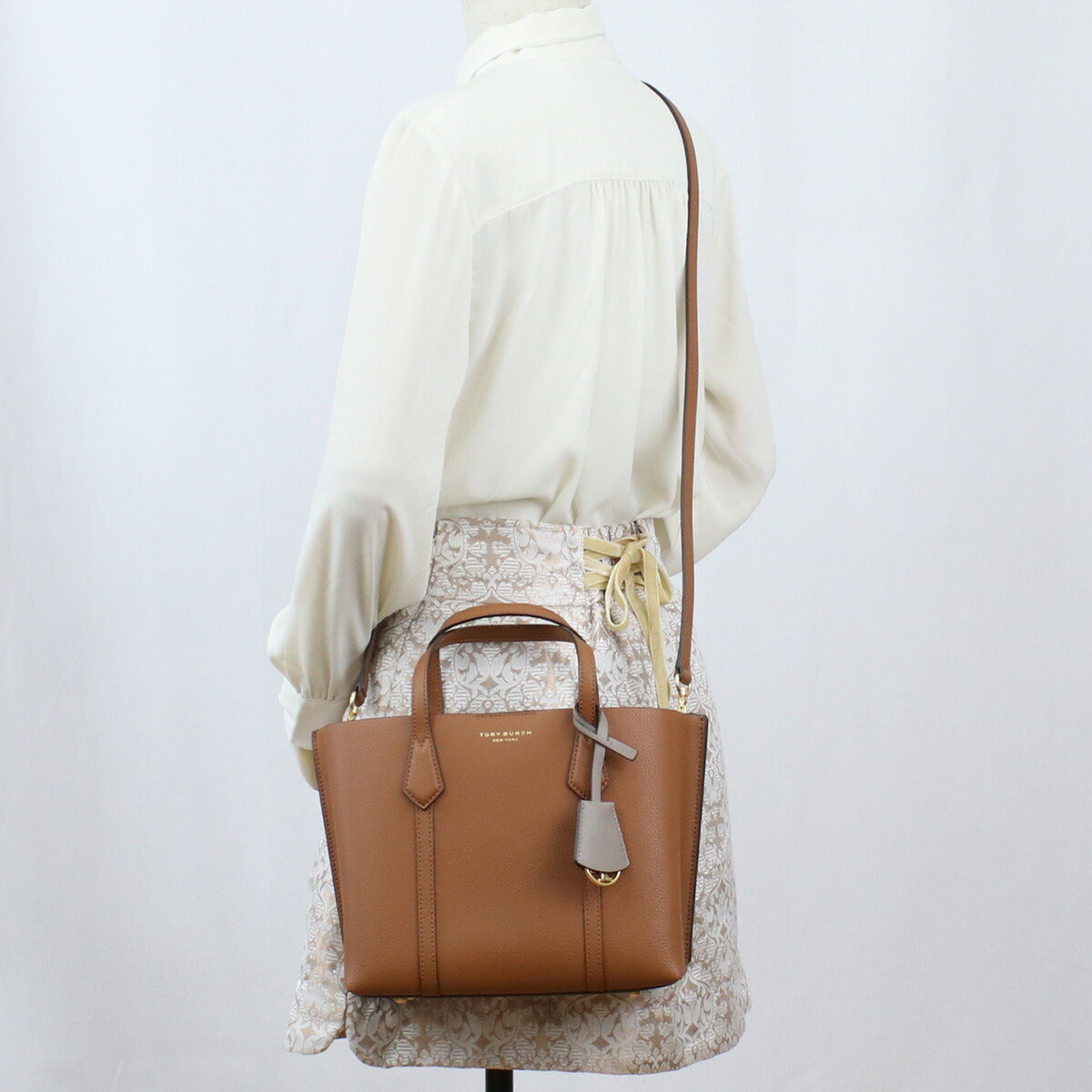 トリーバーチ トートバッグ レディース レザー カンボジア 81928 LIGHT UMBER ブラウン系 バッグ TOB81928031