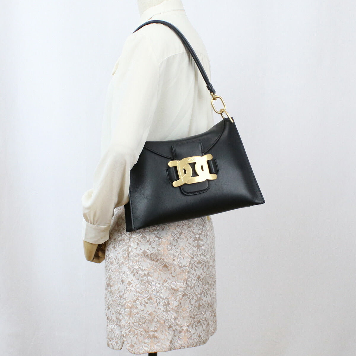 トッズ セミショルダー レディース レザー イタリア XBWAOYW0200 ブラック バッグ TODXBWAOYW0200011