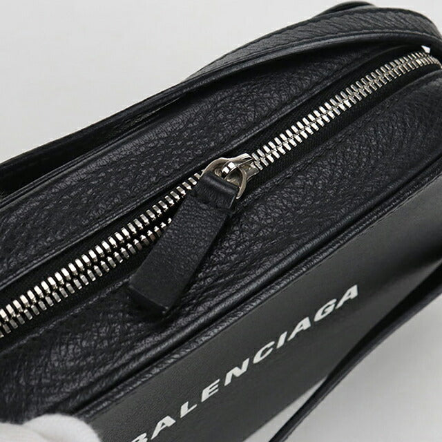 バレンシアガ BALENCIAGA Everyday Medium Camera ショルダーバッグ バッグ レザー レディース ブラック系 【中古】 BALENCIAGA（バレンシアガ） バッグ ショルダー BALENCIAGA EVERYDAY