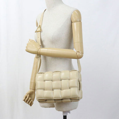中古 ボッテガヴェネタ 斜め掛け ショルダーバッグ レディース BOTTEGA VENETA イントレチャート パデット カセット 591970 VCQR1 9782 USDBO100260011