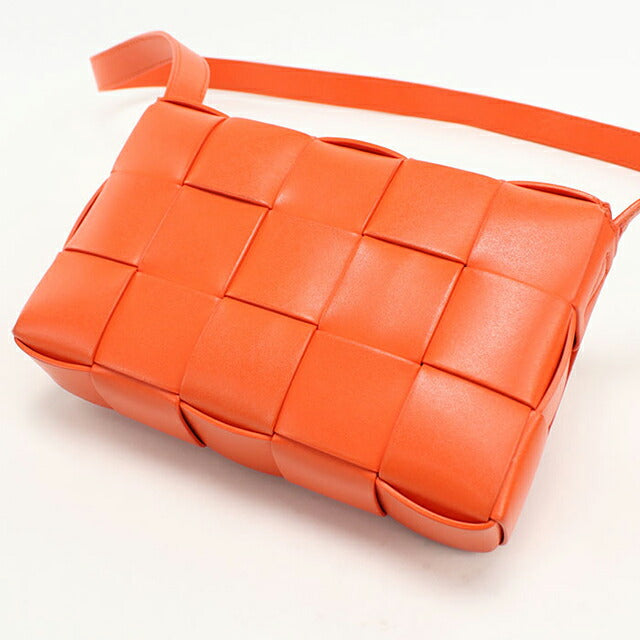 二手 Bottega Veneta 斜挎单肩包 男女通用 BOTTEGA VENETA Cassette 中号斜挎包 737950 USDBO111504011