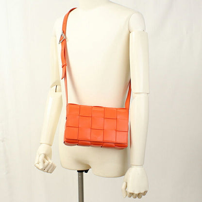 二手 Bottega Veneta 斜挎单肩包 男女通用 BOTTEGA VENETA Cassette 中号斜挎包 737950 USDBO111504011