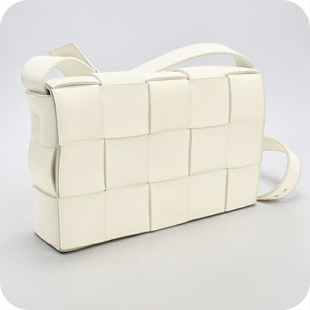 中古 ボッテガ・ヴェネタ 斜め掛け ショルダーバッグ メンズ ブランド BOTTEGA VENETA マキシイントレチャート カセット 578004 ホワイト USDBO112864011