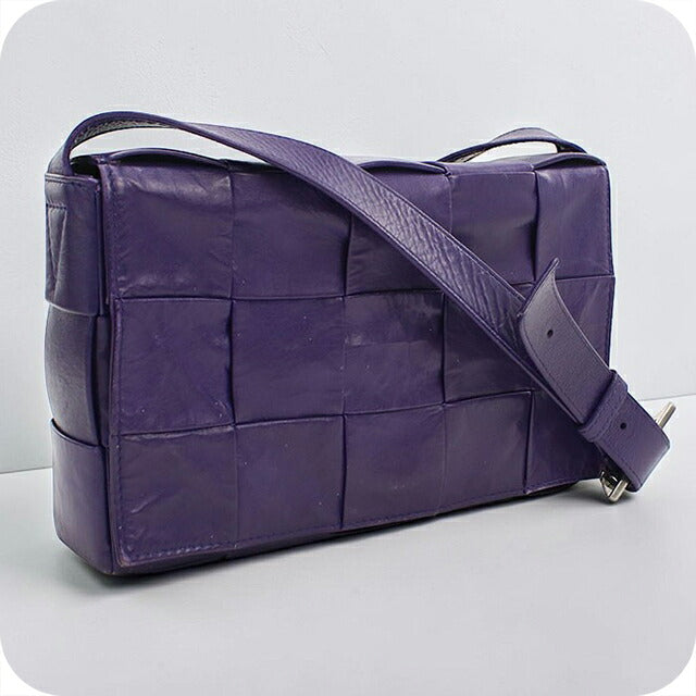 中古 ボッテガ・ヴェネタ 斜め掛け ショルダーバッグ ユニセックス ブランド BOTTEGA VENETA カセット  レザー パープル USDBO119225011