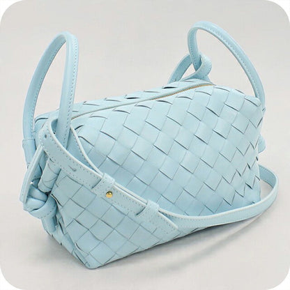 中古 ボッテガ・ヴェネタ ショルダーバッグ レディース ブランド BOTTEGA VENETA イントレチャート  ブルー USDBO121026011