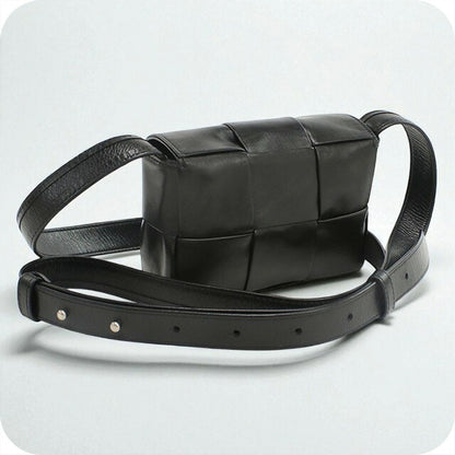 中古 ボッテガヴェネタ 斜め掛け ショルダーバッグ レディース ブランド BOTTEGA VENETA キャンディカセット ブラック バッグ USDBO96478011