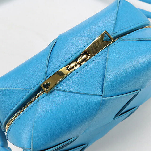 中古 ボッテガヴェネタ 斜め掛け ショルダーバッグ レディース ブランド BOTTEGA VENETA イントレチャート ミニカセット カメラバッグ 701915 ブルー バッグ USDBO98407011