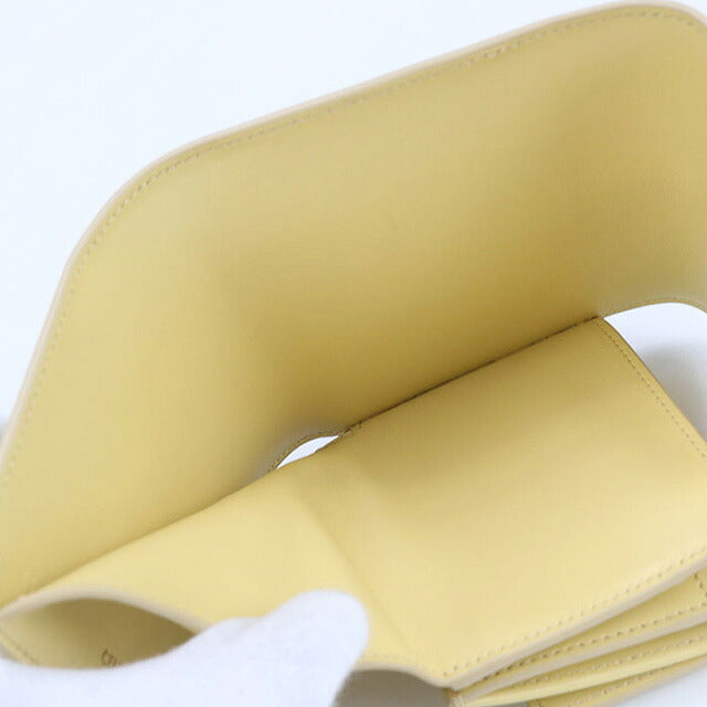 中古 セリーヌ 三つ折り財布 レディース ブランド CELINE 16(セーズ) スモール　トリフォールドウォレット レザー 10F52 3CQ7 イエロー USDCE101104011