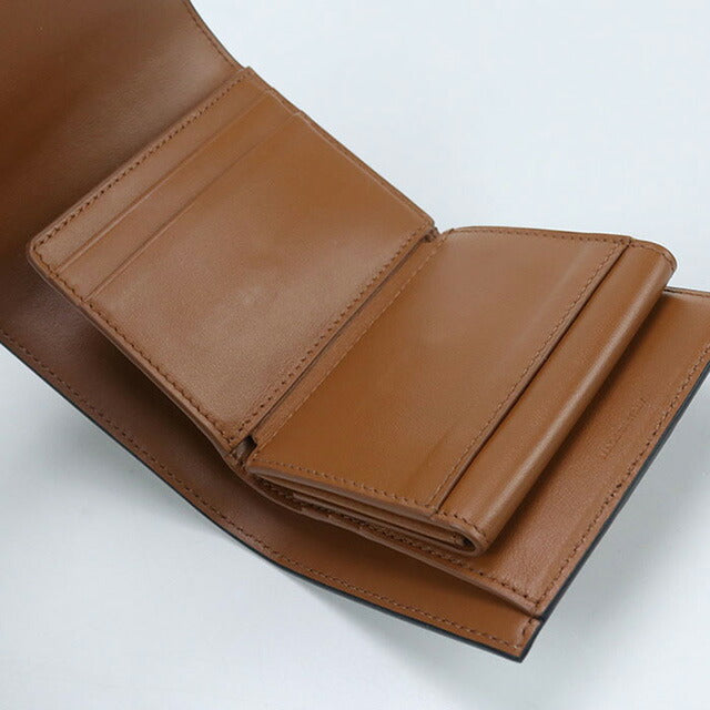 〖急！現在値段4/5迄〗CELINE ブラウン 三つ折り財布 CELINE（セリーヌ）の三つ折り財布を愛用中♡ | LEE