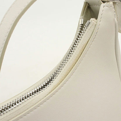 中古 セリーヌ セミショルダー レディース ブランド CELINE アヴァ ワンショルダー レザー 193953 ホワイト USDCE109798011