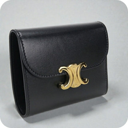 中古 セリーヌ 三つ折り財布 三折財布 レディース ブランド CELINE トリオンフ スモールフラップウォレット ブラック USDCE112279011