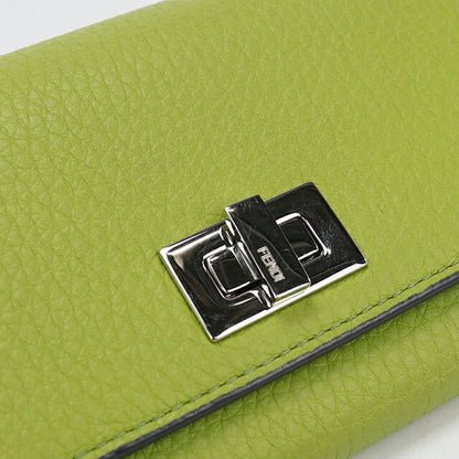 中古 フェンディ 長財布ニ折小銭入付き レディース ブランド FENDI ピーカブー コンチネンタルウォレット 8M0427 グリーン USDFE105618011