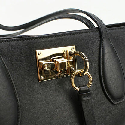 中古 フェラガモ トートバッグ レディース ブランド FERRAGAMO ガンチーニ 21 H655 ブラック USDFR111977011