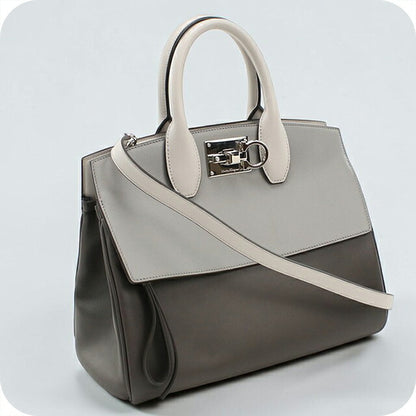 中古 フェラガモ ハンドバッグ レディース ブランド FERRAGAMO ガンチーニ 2WAY 21 H159 グレー USDFR112674011