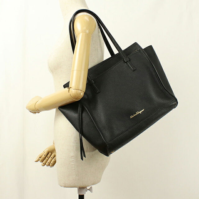 中古 フェラガモ トートバッグ レディース ブランド FERRAGAMO ガンチーニ  21 F216 ブラック USDFR119637011