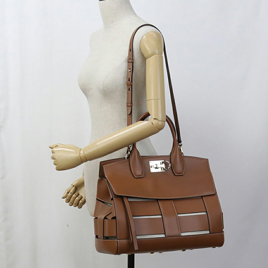 中古 フェラガモ トートバッグ レディース ブランド FERRAGAMO ガンチーニ 2WAY 21 H900 ブラウン バッグ USDFR96736011