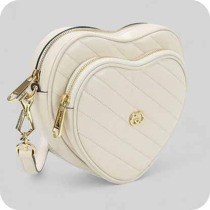 中古 グッチ ショルダーバッグ レディース ブランド GUCCI インターロッキングG ハート GU95168 バッグ USDGU95168011