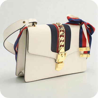 中古 グッチ ショルダーバッグ レディース ブランド GUCCI シルヴィ レザー 421882 バッグ USDGU95539011