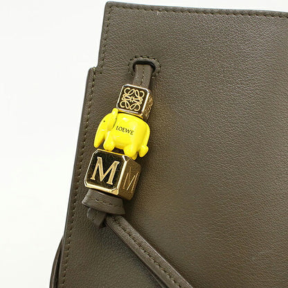 中古 ロエベ ショルダーバッグ レディース ブランド LOEWE アナグラム ダイス ポケット C630R12X01 カーキ USDLO119353011