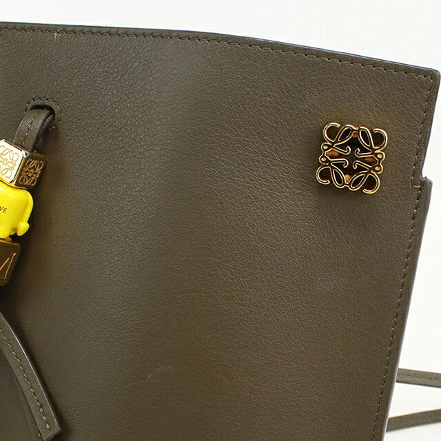 中古 ロエベ ショルダーバッグ レディース ブランド LOEWE アナグラム ダイス ポケット C630R12X01 カーキ USDLO119353011