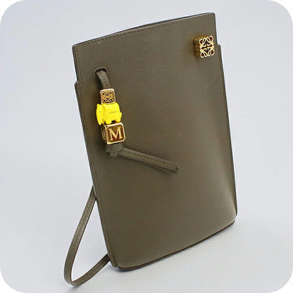 中古 ロエベ ショルダーバッグ レディース ブランド LOEWE アナグラム ダイス ポケット C630R12X01 カーキ USDLO119353011
