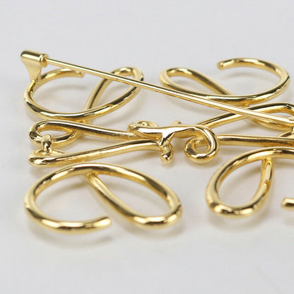 使用的Loewe Brooch for for for for for for for for for loewe angram 111.25.020黄金配件USDLO96637011
