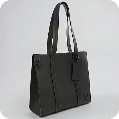 二手路易威登手提包 男女皆宜品牌 LOUIS VUITTON LV Aerogram 起飞手提包 黑色 USDLV121391011
