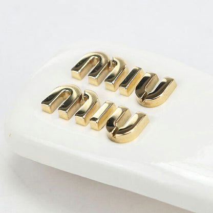 中古 ミュウミュウ バレッタ レディース ブランド MIUMIU  パテントレザー ヘアクリップ 5IF092_069_F0009 ホワイト ヘアアクセサリー USDMI119553011