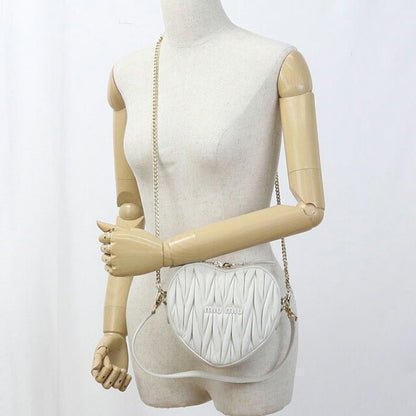 中古 ミュウミュウ 斜め掛け ショルダーバッグ レディース ブランド MIUMIU マテラッセ 2WAY レザー ホワイト バッグ USDMI98314011