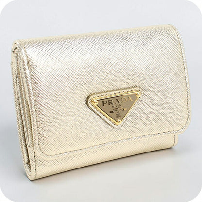 中古 プラダ 三つ折り財布 三折財布 レディース ブランド PRADA サフィアーノトライアングル レザー 1MH043 ゴールド USDPR112896011