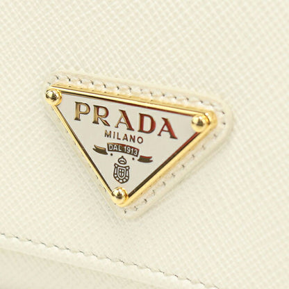 中古 プラダ 三つ折り財布 三折財布 レディース ブランド PRADA サフィアーノトライアングル 財布 レザー 1MH043 QHH F0009 ホワイト USDPR113378011