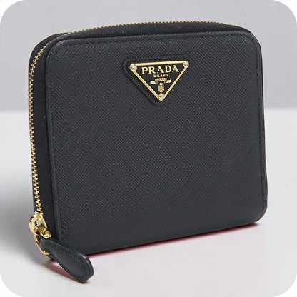 中古 プラダ 二つ折り財布 二折財布 レディース ブランド PRADA サフィアーノトライアングル レザー 1ML036 ブラック USDPR114604011