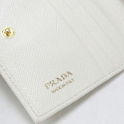 中古 プラダ 二つ折り財布 二折財布 コンパクト レディース ブランド PRADA  サフィアーノトライアングル財布 1MV204 ホワイト USDPR120451011