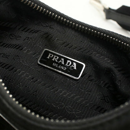 使用的Prada Crossbody肩带为女性品牌Prada Prada Re Edition 2005 1BH204黑色包USDPR95735011