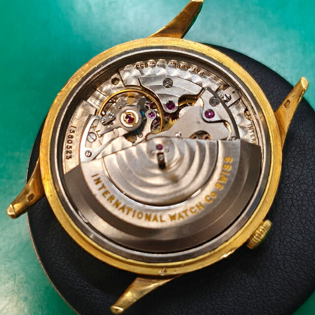 中古 IWC IWC オールドインター ペラトン式自動巻き K18YG無垢 推定1960年製 金無垢 インターナショナル 本体約35.1g Cal.853 腕時計 メンズ UW-IW-OT-00001