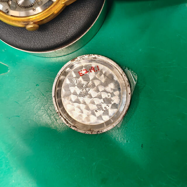中古 モバード MOVADO Cal.125 スモールセコンド 1950年頃 ヴィンテージ Cal.125 アナログ 腕時計 ブランド メンズ シャンパンゴールド ブラック UW-OTH-00072