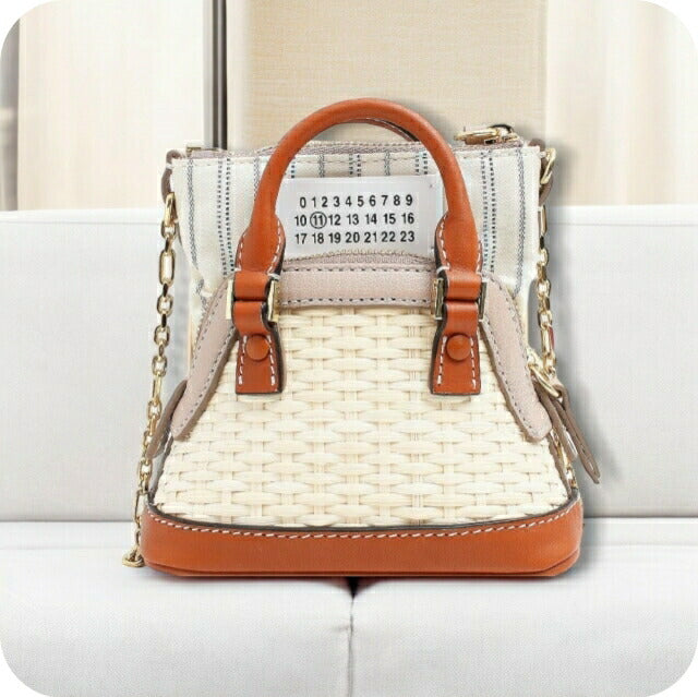 メゾンマルジェラ MAISON MARGIELA クロスボディバッグ SB1WG0032P5352T4310 レディース ベージュ WQ00049979