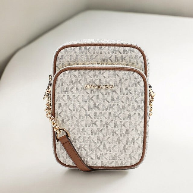 マイケルコース MICHAEL KORS ショルダーバッグ 35F1GTVC2B-VANILLA レディース ジェットセットトラベル JET SET TRAVEL WQ00051113