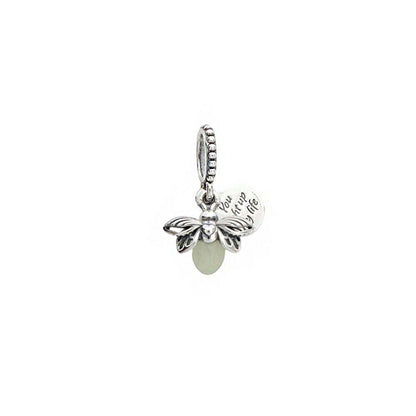 パンドラ PANDORA Moments Glow-in-the-dark Firefly Dangle Charm チャーム 799352c01 レディース ホワイト 発光時：グリーン WQ00057569