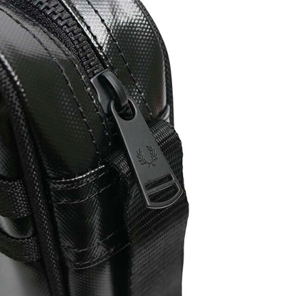 Fred Perry FRED PERRY Tonal Classic Mini Shoulder Bag Shoulder Bag l2169-774 Unisex Black Gold WQ00058425