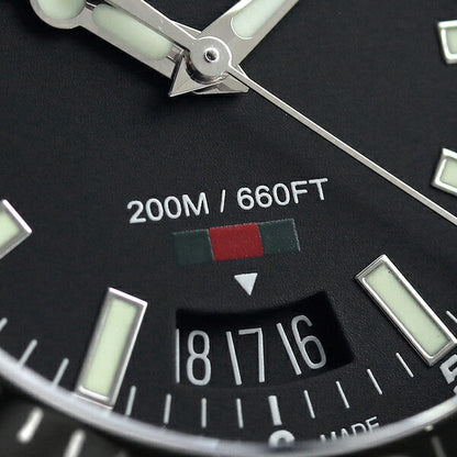 グッチ ダイヴ 40mm 腕時計 ブランド メンズ YA136301A ブラック YA136301A